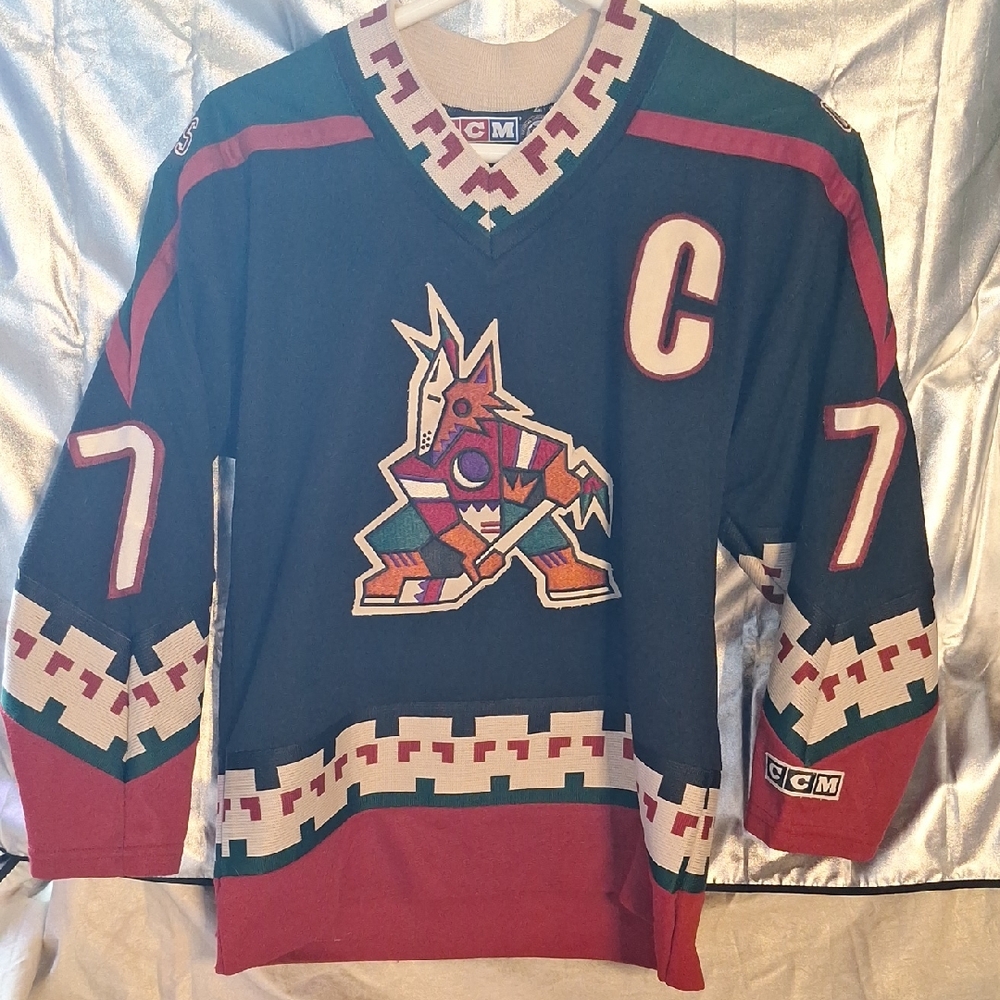 Boys XL CCM Black and Burgundy Hockey Jersey